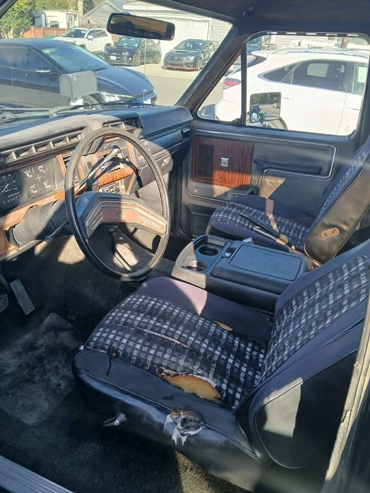 1982 Ford Bronco 2nd Gen - Image 9 of 10
