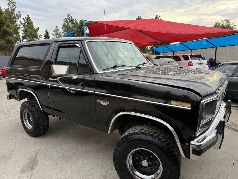 1982 Ford Bronco 2nd Gen - Image 2 of 10