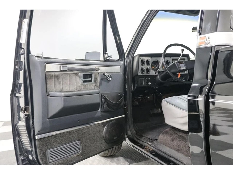 1982 GMC C/K 3rd Gen - Image 16 of 28