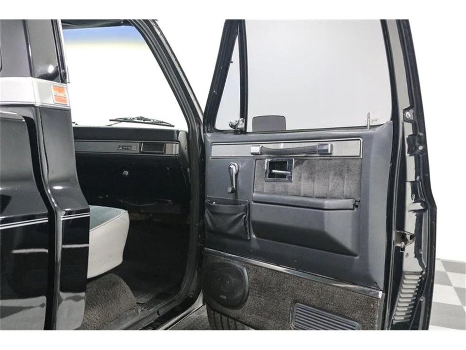 1982 GMC C/K 3rd Gen - Image 20 of 28