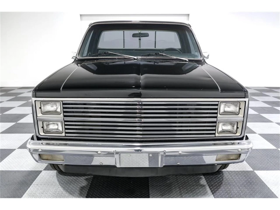 1982 GMC C/K 3rd Gen - Image 2 of 28