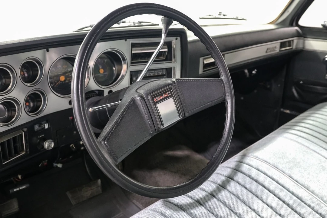 1982 GMC C/K 3rd Gen - Image 17 of 21