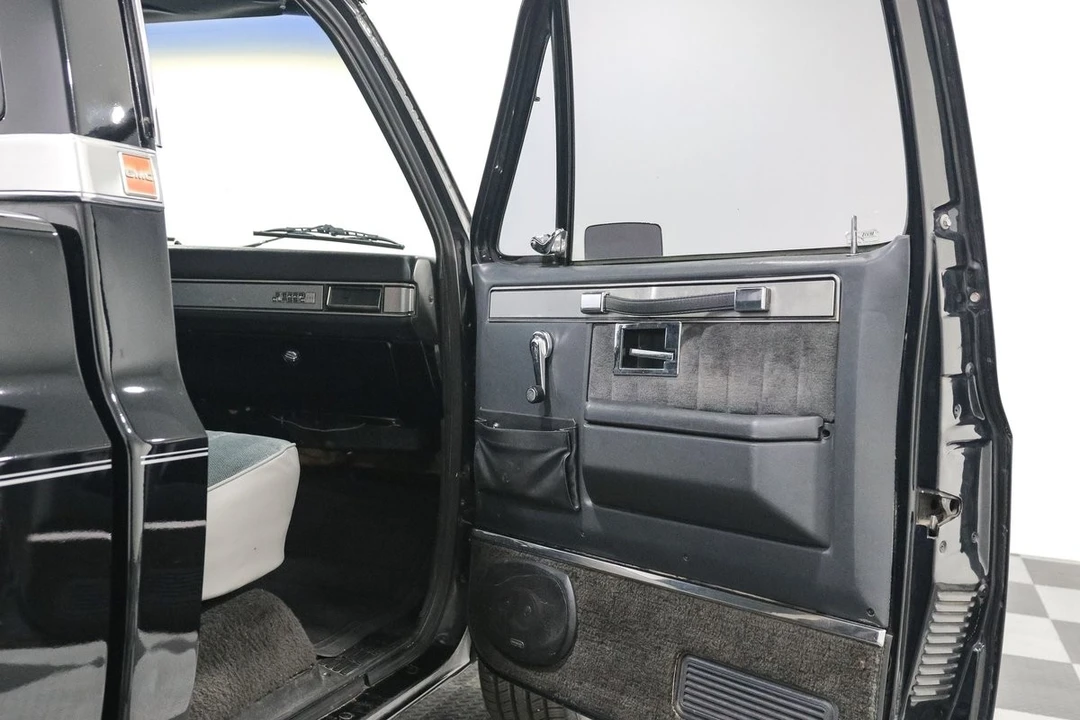 1982 GMC C/K 3rd Gen - Image 20 of 28