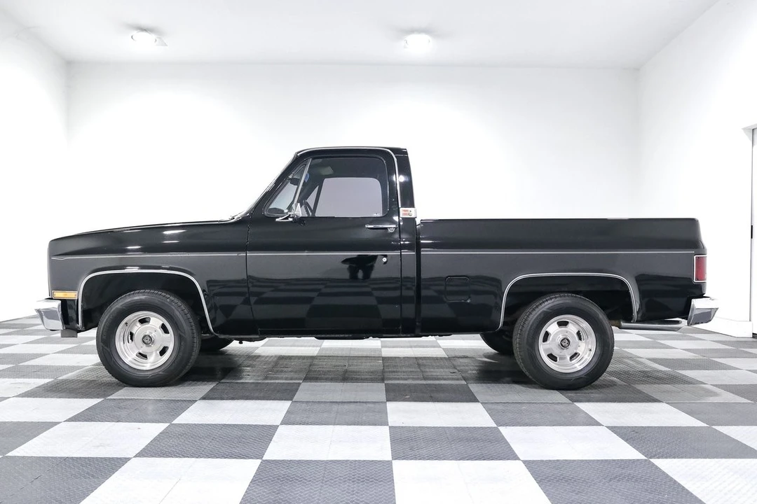 1982 GMC C/K 3rd Gen - Image 4 of 28