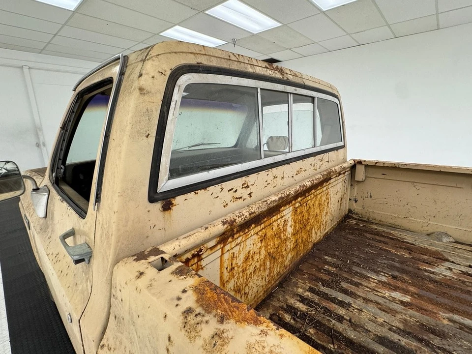 1982 GMC C/K 3rd Gen - Image 17 of 21