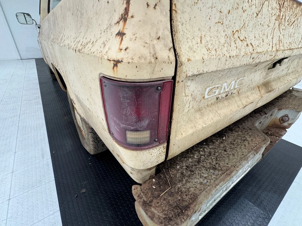 1982 GMC C/K 3rd Gen - Image 20 of 21