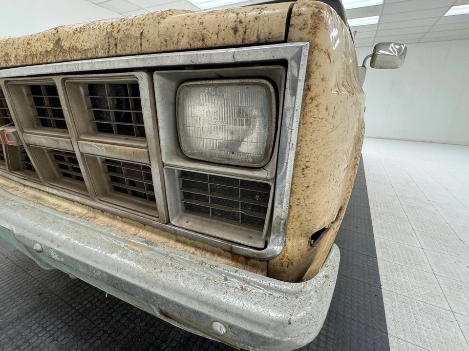 1982 GMC C/K 3rd Gen - Image 10 of 21