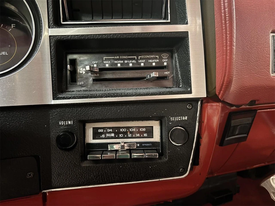 1982 GMC Jimmy 2nd Gen - Image 24 of 31