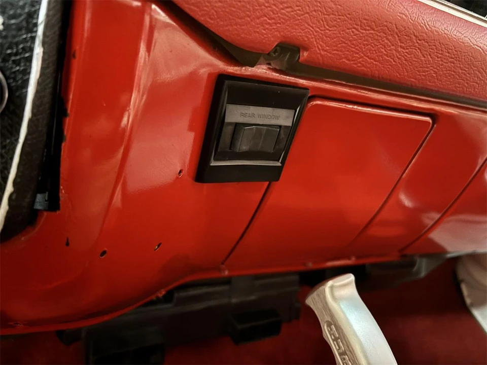 1982 GMC Jimmy 2nd Gen - Image 25 of 31