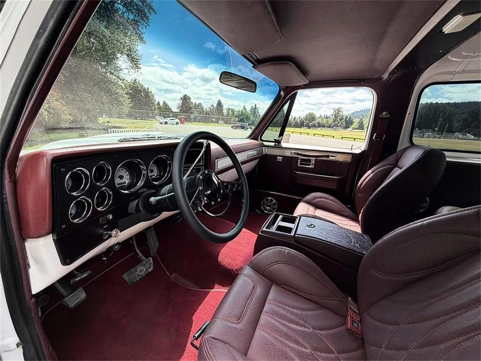 1982 GMC Jimmy 2nd Gen - Image 17 of 31
