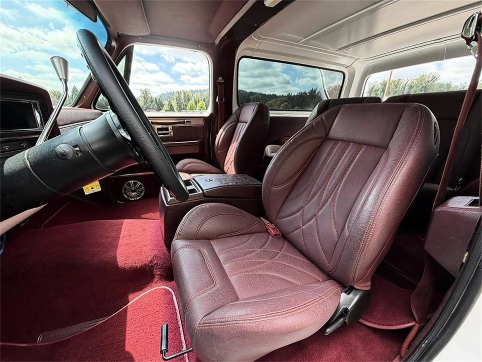 1982 GMC Jimmy 2nd Gen - Image 2 of 31