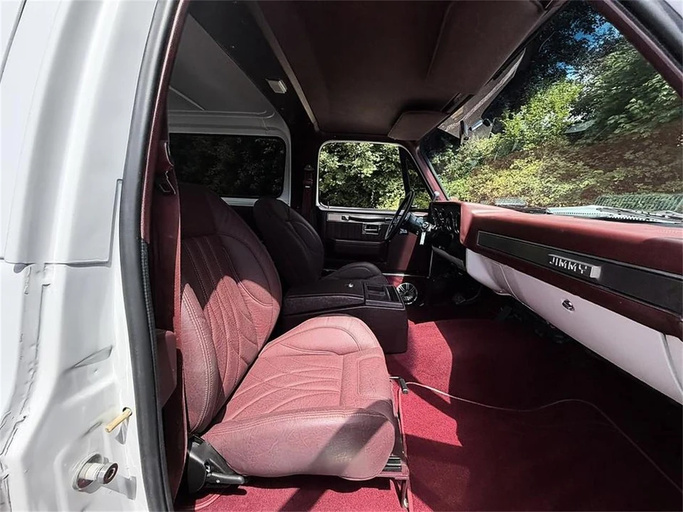 1982 GMC Jimmy 2nd Gen - Image 22 of 31
