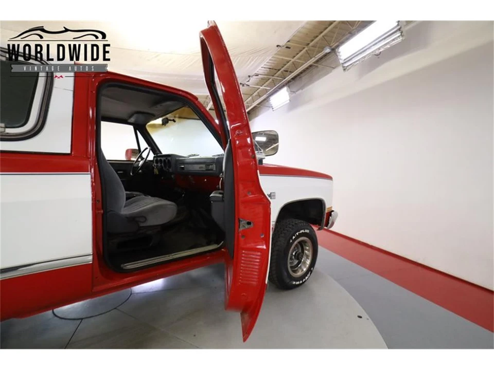 1982 GMC Jimmy 2nd Gen - Image 30 of 31
