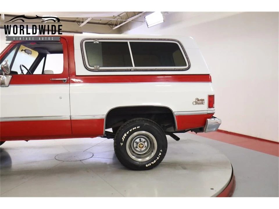 1982 GMC Jimmy 2nd Gen - Image 10 of 31