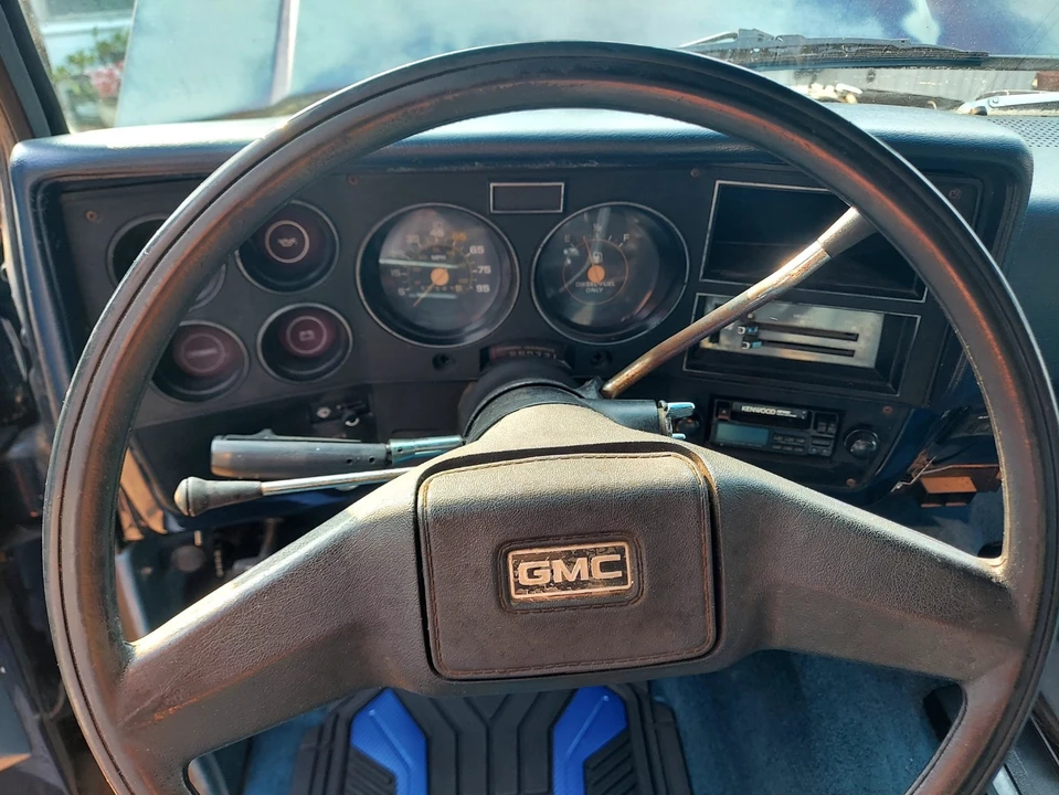 1982 GMC Jimmy 2nd Gen - Image 2 of 21