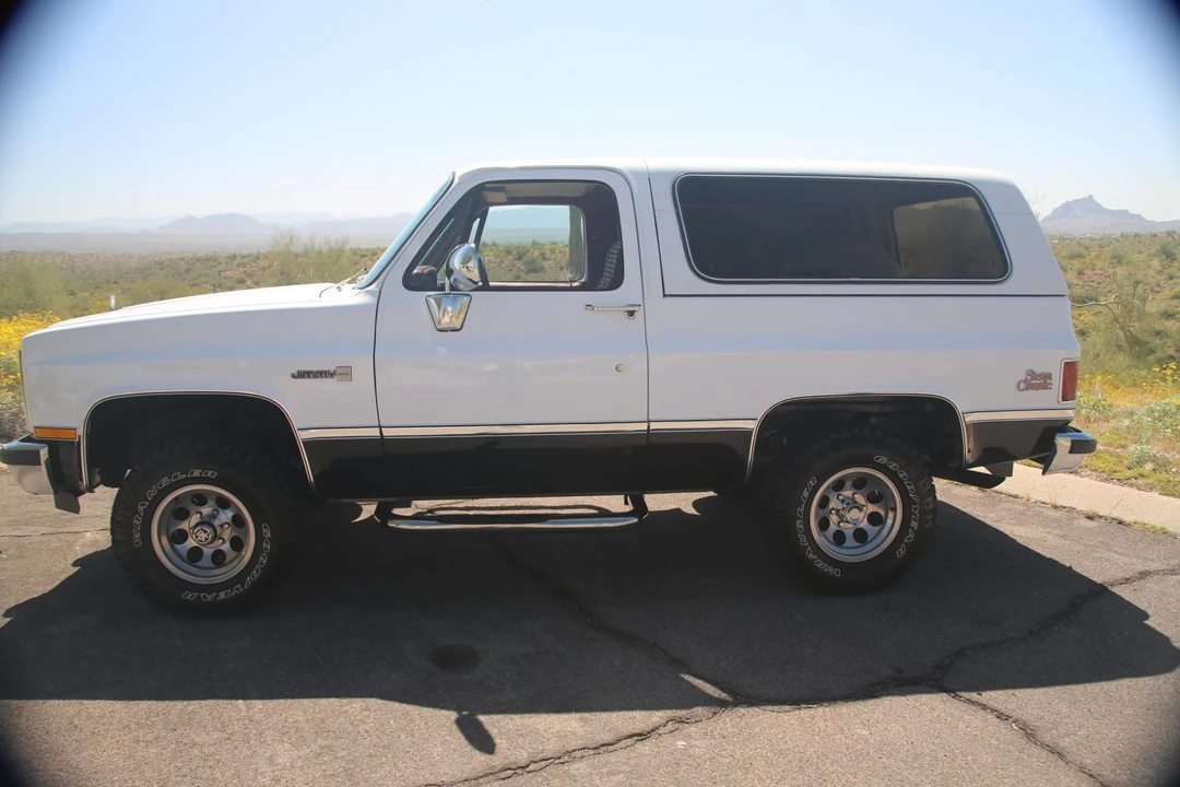 1982 GMC Jimmy 2nd Gen - Image 10 of 31