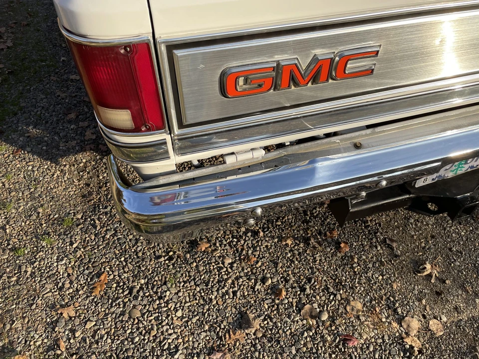 1982 GMC Jimmy 2nd Gen - Image 14 of 31