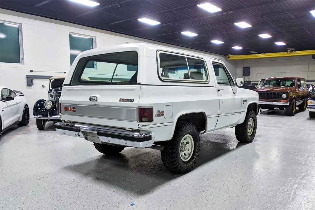 1982 GMC Jimmy 2nd Gen - Image 17 of 31
