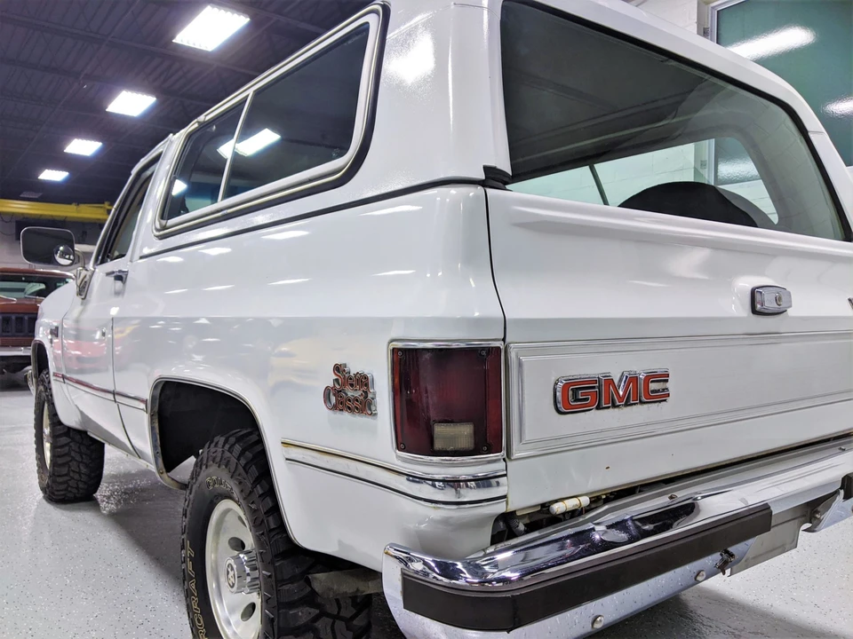 1982 GMC Jimmy 2nd Gen - Image 25 of 31