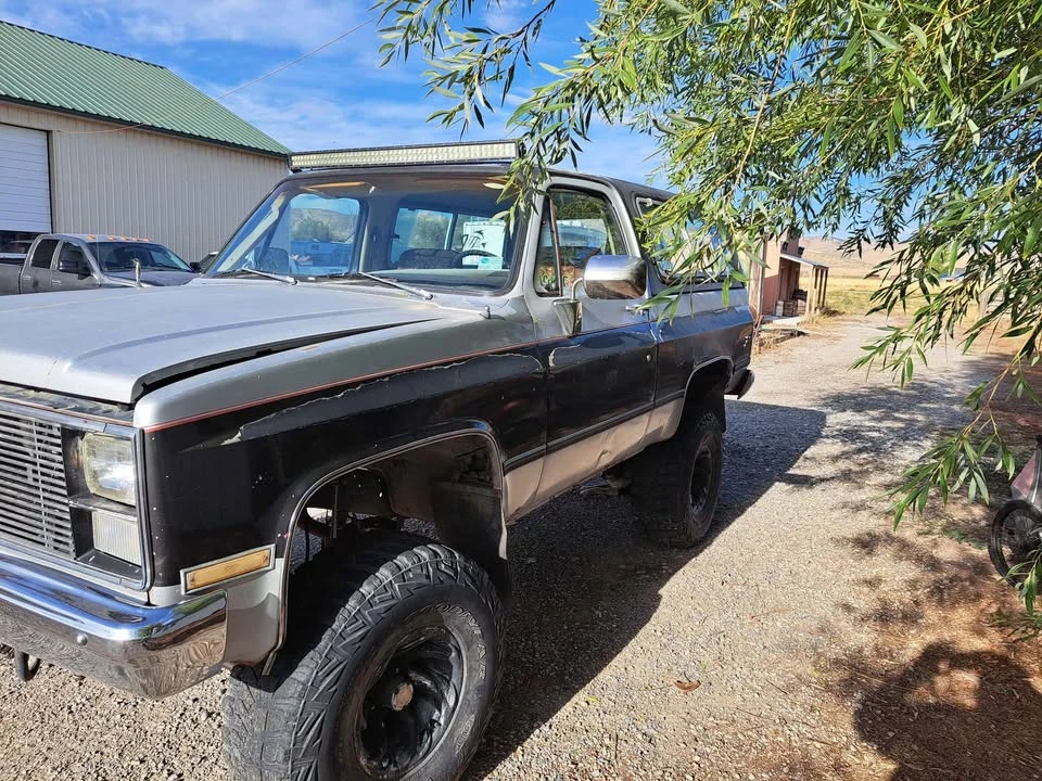 1982 GMC Jimmy 2nd Gen - Image 2 of 11