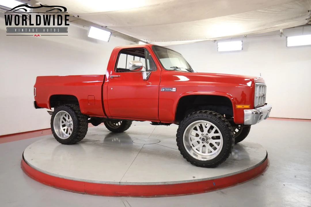 1982 GMC C/K 3rd Gen - Image 2 of 12