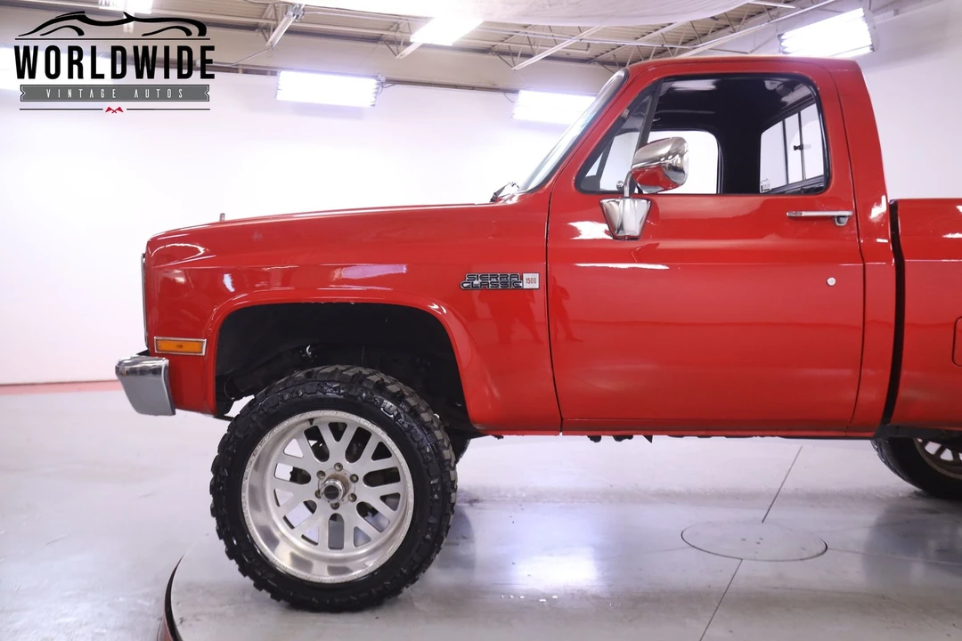 1982 GMC C/K 3rd Gen - Image 7 of 12