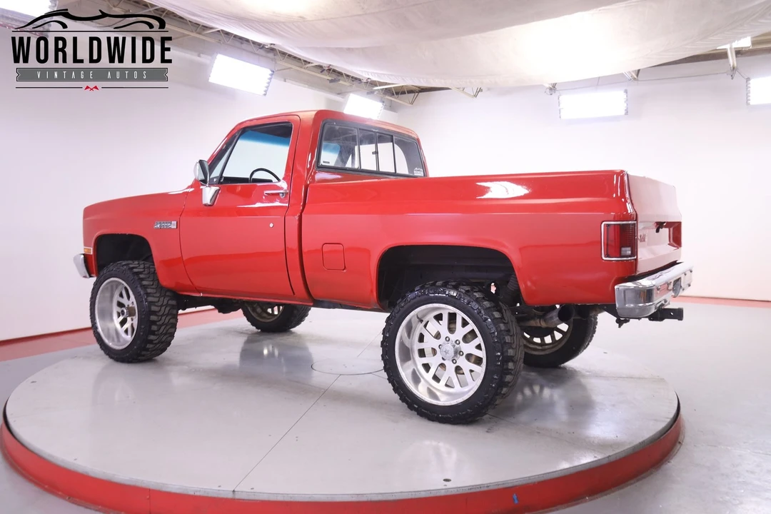 1982 GMC C/K 3rd Gen - Image 5 of 12