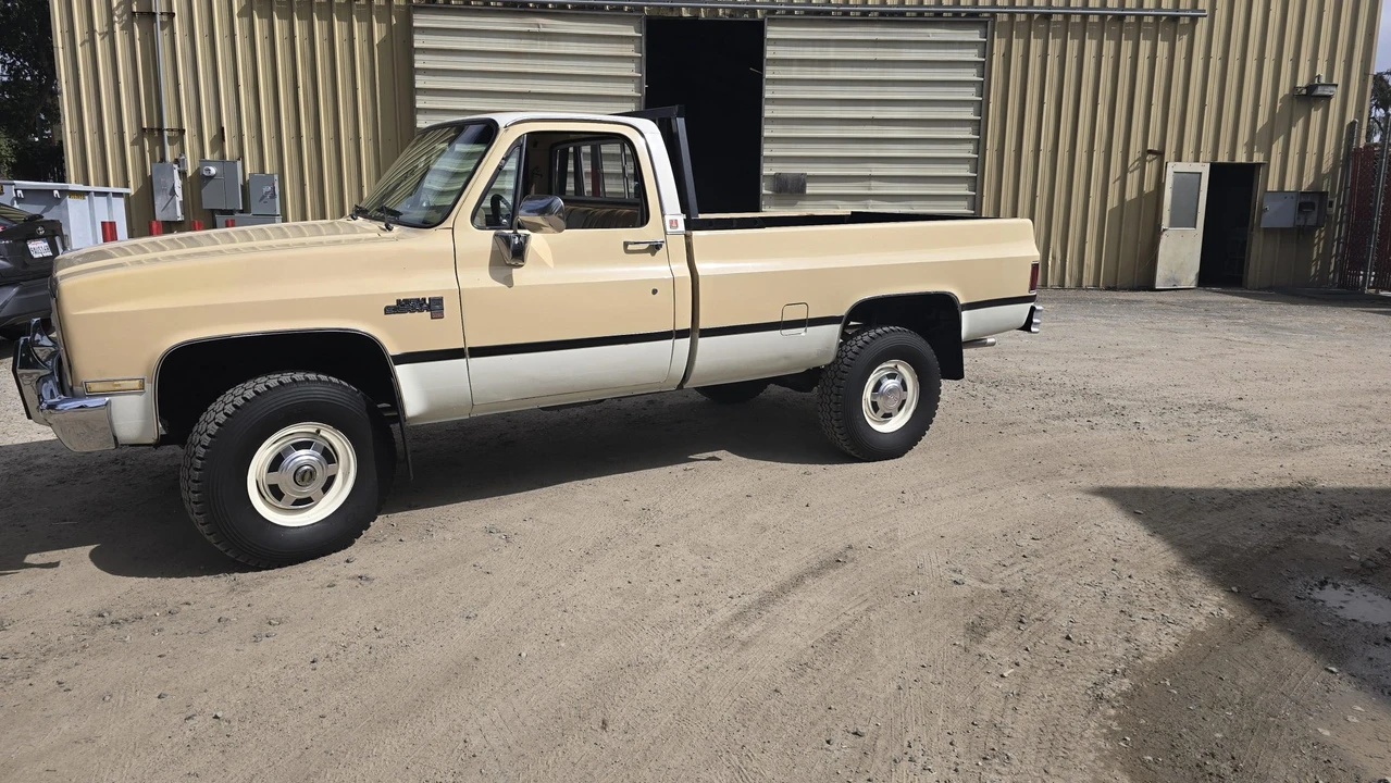 1982 GMC C/K 3rd Gen - Image 11 of 31