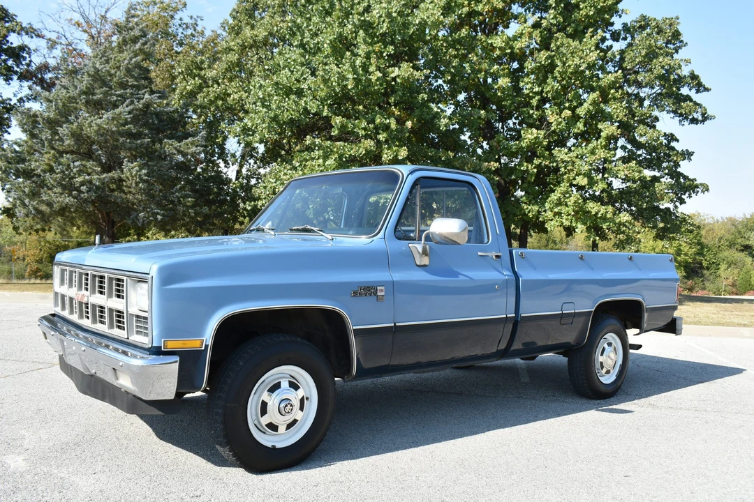 1982 GMC C/K 3rd Gen - Image 3 of 31