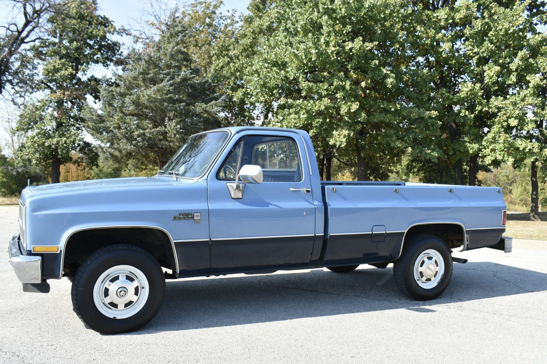 1982 GMC C/K 3rd Gen - Image 4 of 31