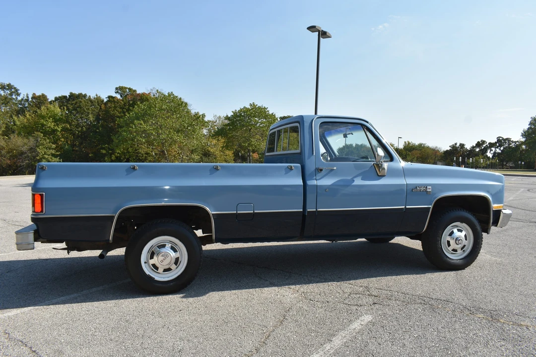 1982 GMC C/K 3rd Gen - Image 16 of 31