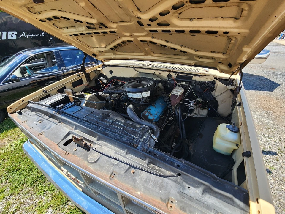 1982 GMC C/K 3rd Gen - Image 17 of 24