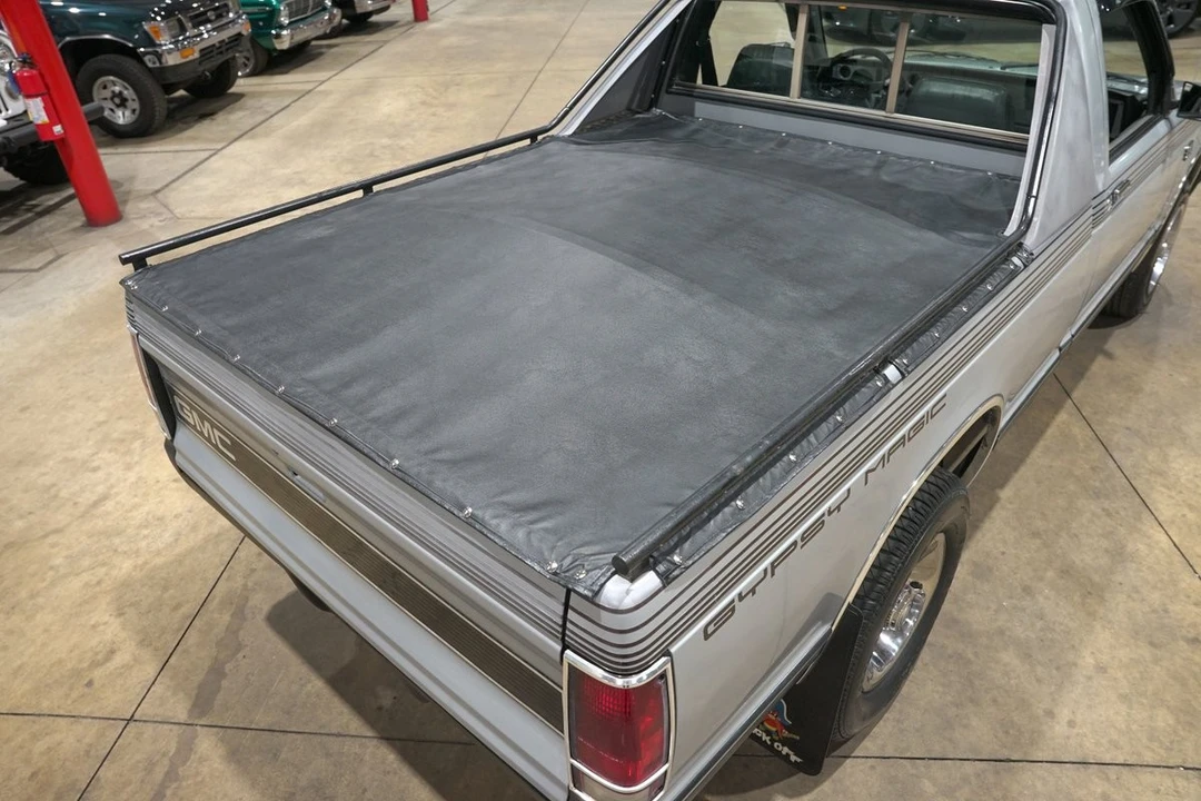 1982 GMC Jimmy 2nd Gen - Image 20 of 31