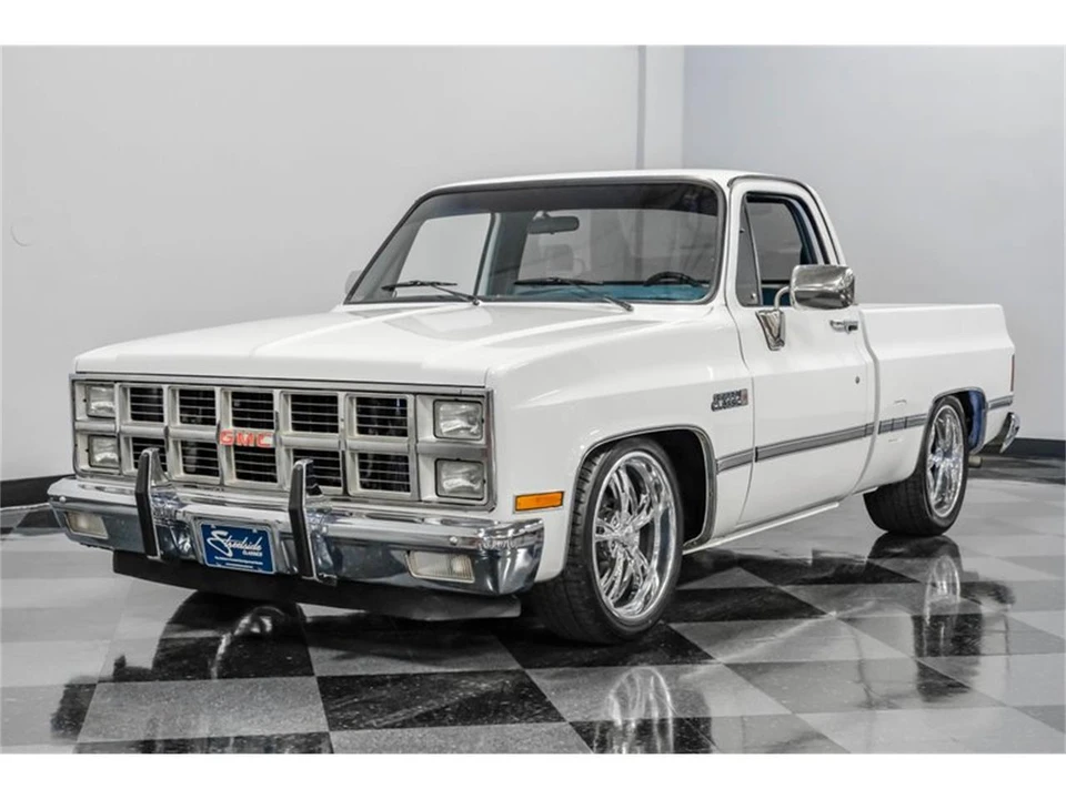 1982 GMC Sierra - Image 6 of 31