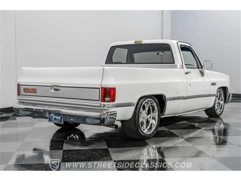 1982 GMC Sierra - Image 26 of 31