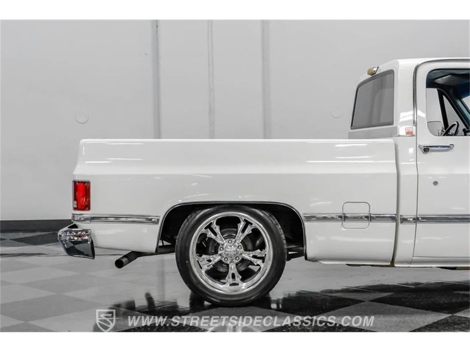 1982 GMC Sierra - Image 30 of 31