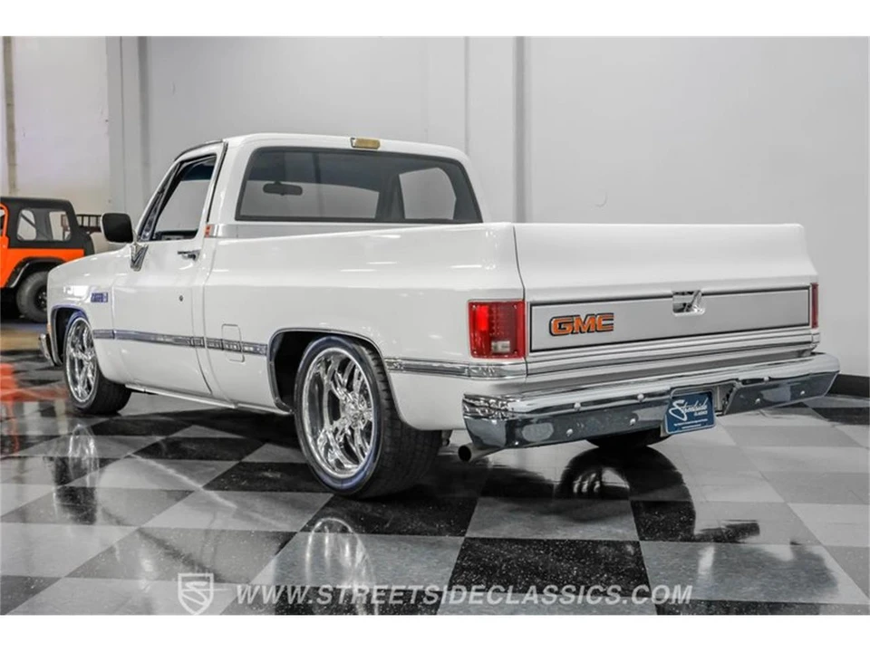 1982 GMC Sierra - Image 10 of 31