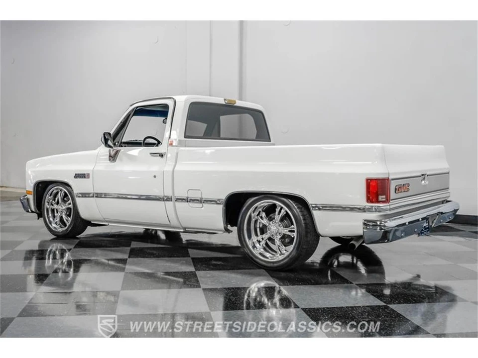 1982 GMC Sierra - Image 8 of 31