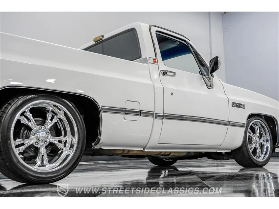 1982 GMC Sierra - Image 29 of 31