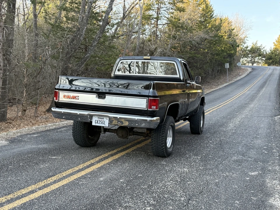 1982 GMC C/K 3rd Gen - Image 2 of 18