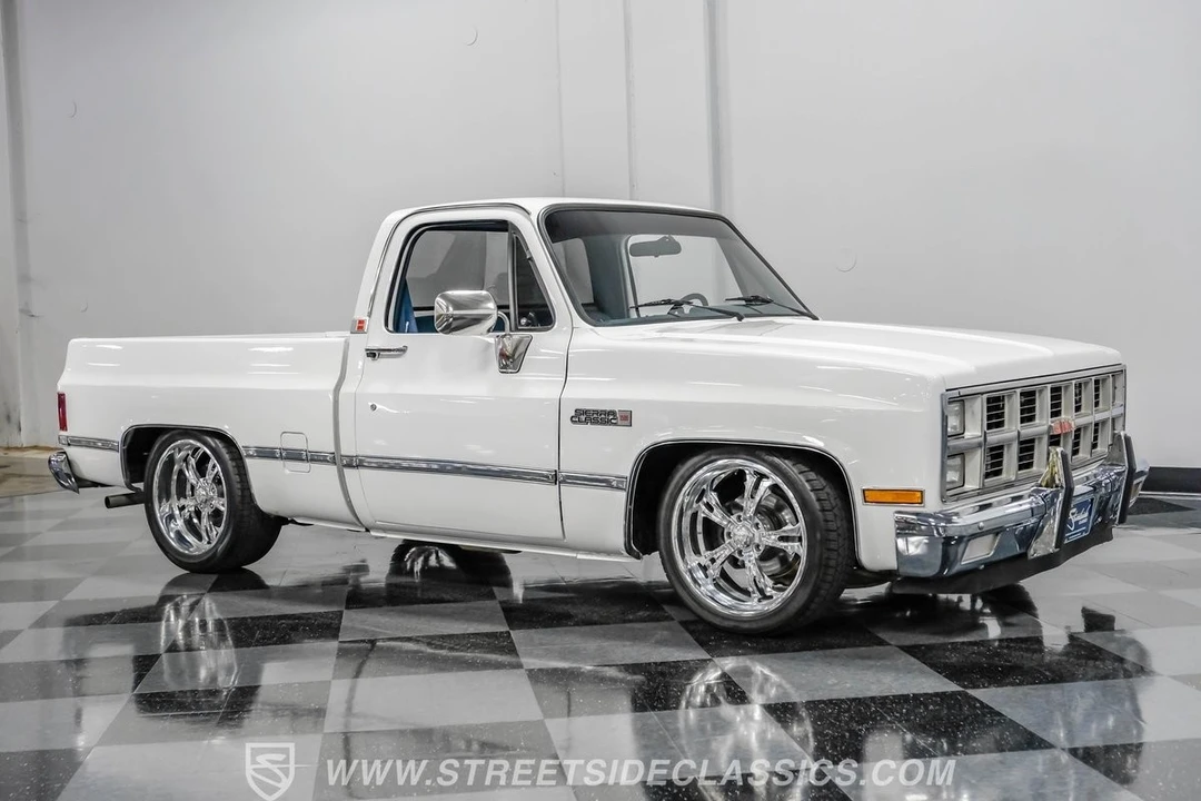 1982 GMC C/K 3rd Gen - Image 15 of 21