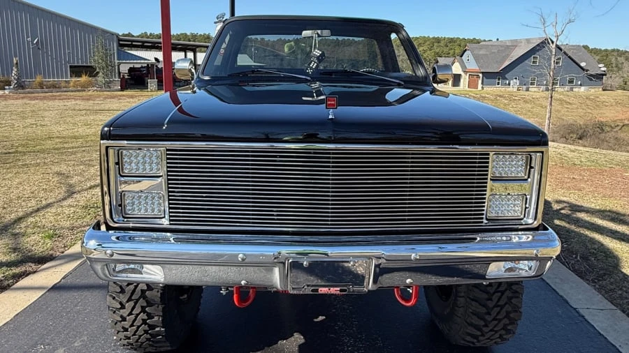 1982 GMC C/K 3rd Gen - Image 4 of 18