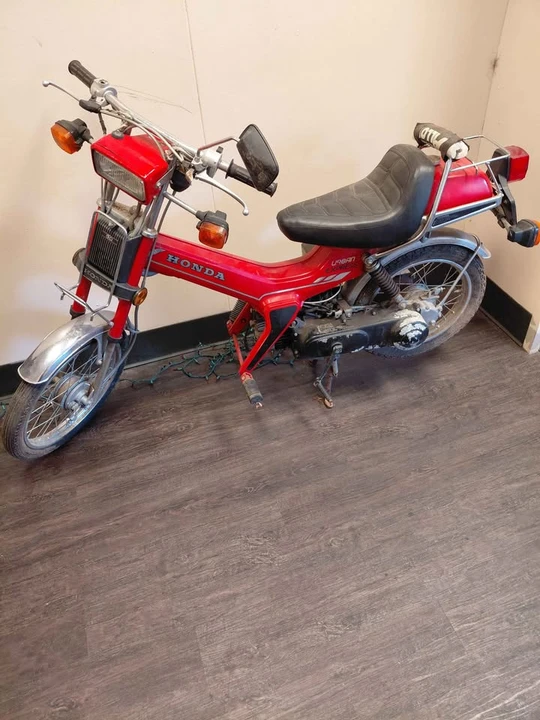 1982 Honda Motorcycles - Image 3 of 3