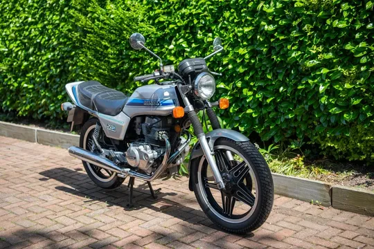1982 Honda CB250N Super Dream
