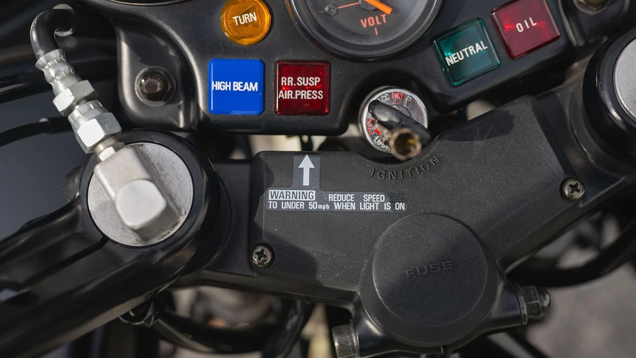1982 Honda CBX - Image 11 of 31