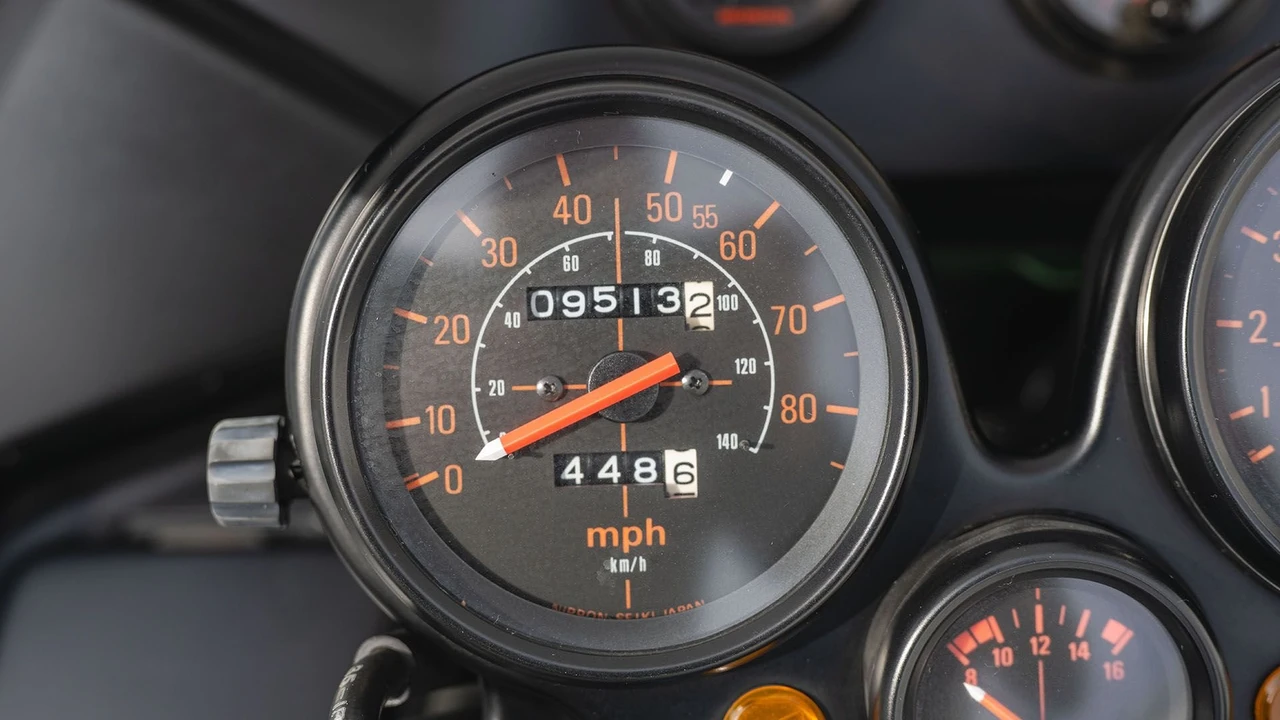 1982 Honda CBX - Image 9 of 31