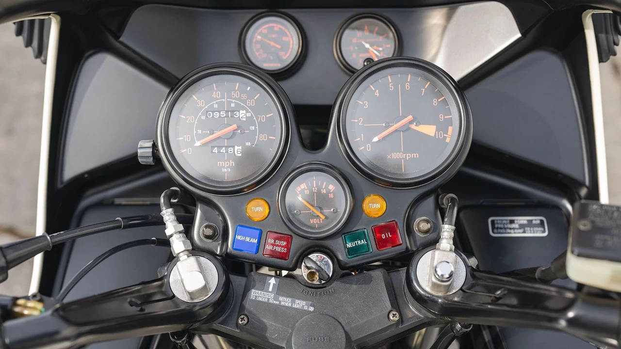 1982 Honda CBX - Image 7 of 31