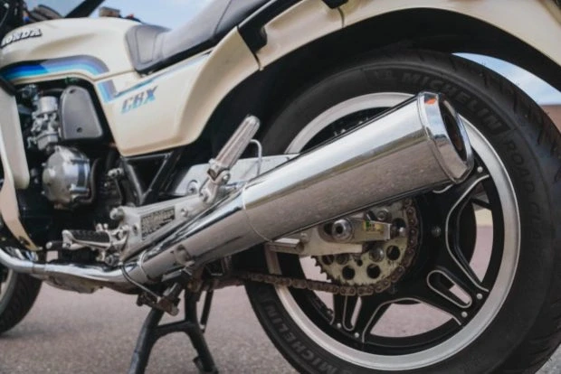 1982 Honda CBX - Image 6 of 6