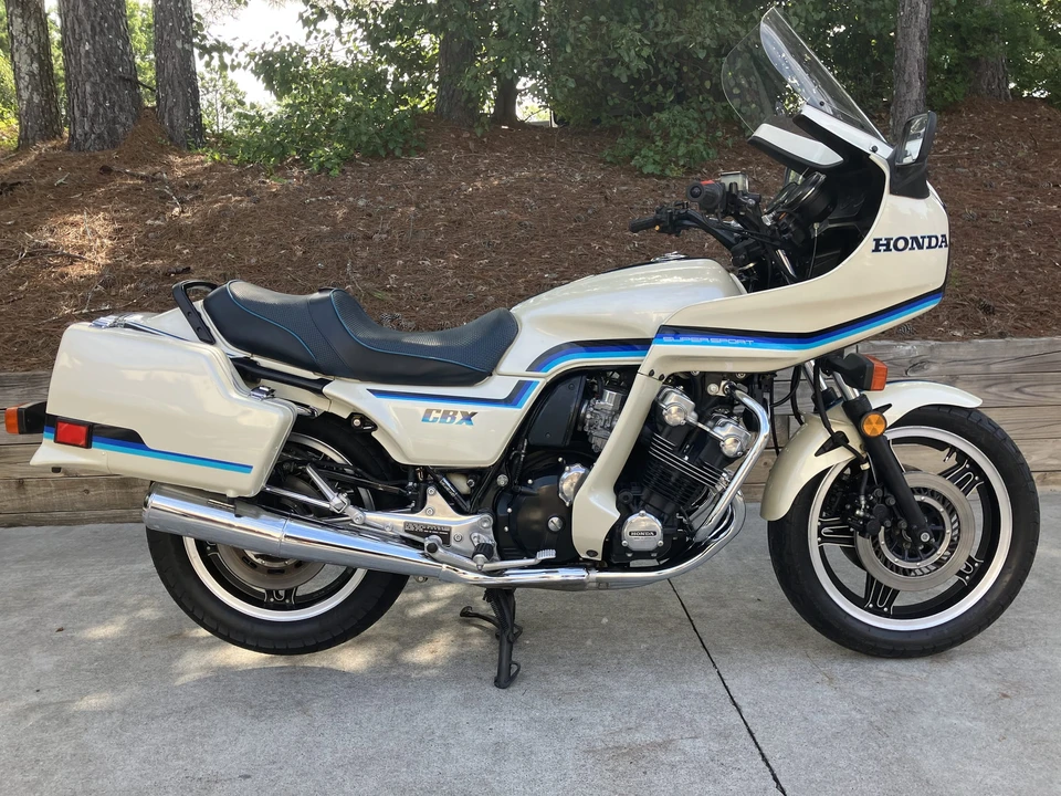 1982 Honda CBX - Image 10 of 31