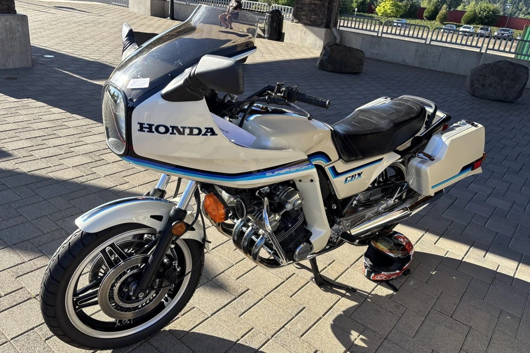 1982 Honda CBX - Image 3 of 7